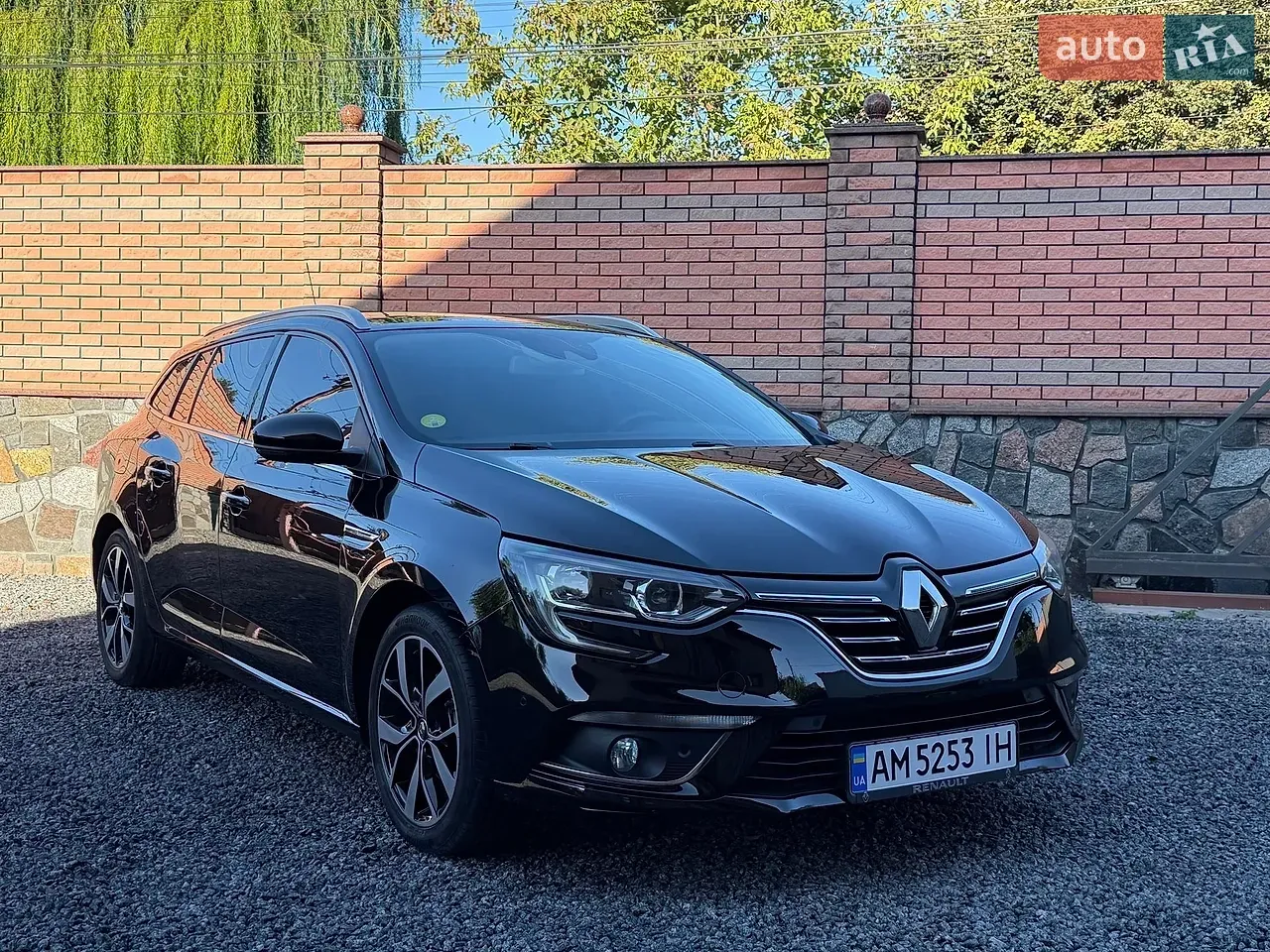 Renault Megane 2018 photo 2