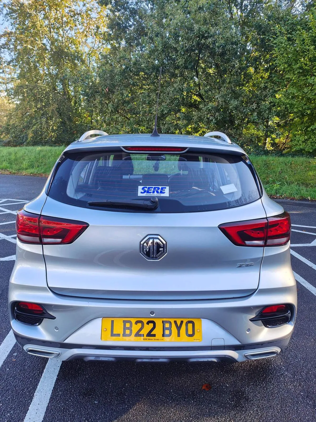 MG Mg Zs 2022 photo 2