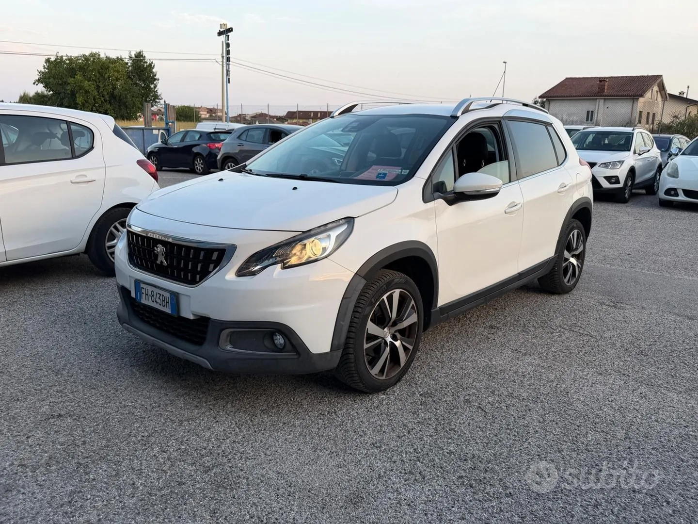 Peugeot 2008 2017 photo 2