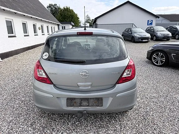 Opel Corsa 2012 photo 4