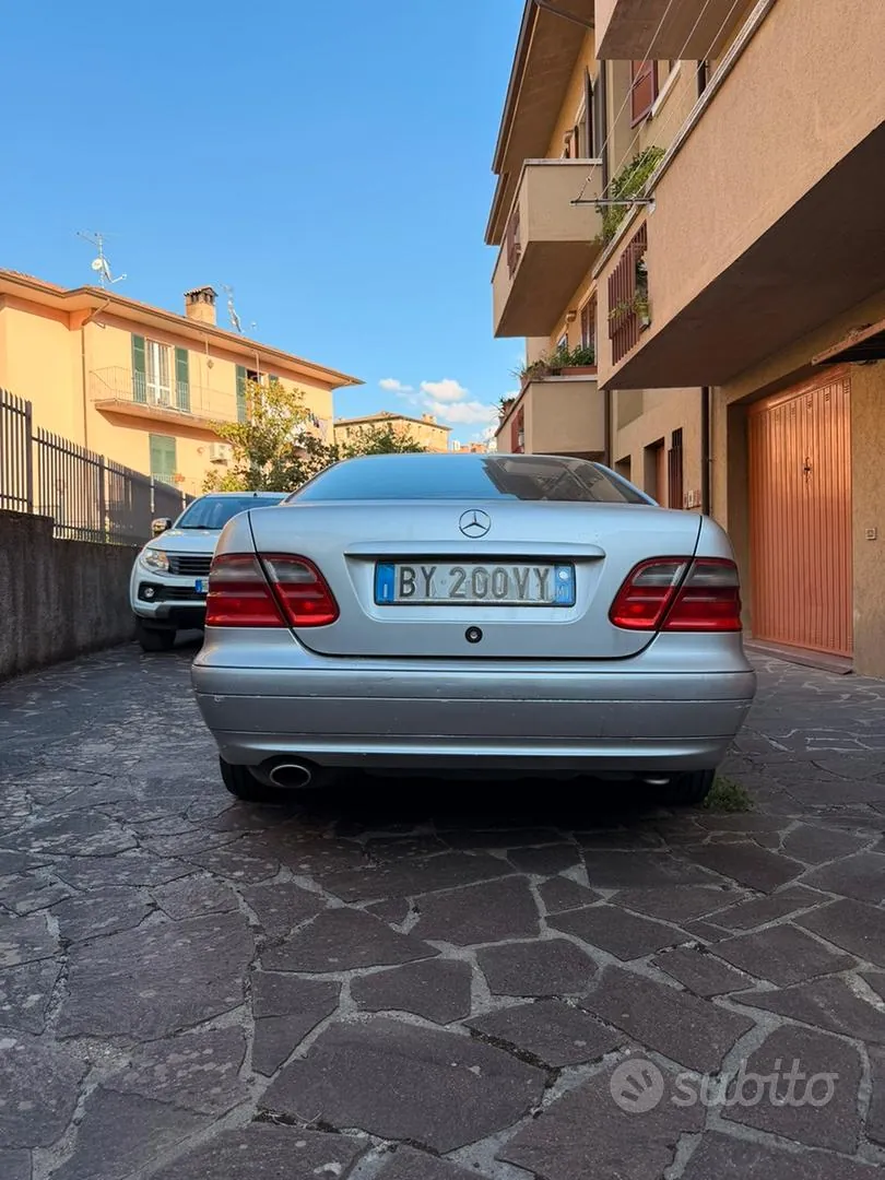 Mercedes-Benz Clk 200 Kompressor 2002 photo 3