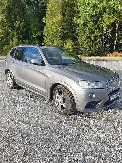 BMW X3 2012 photo 2