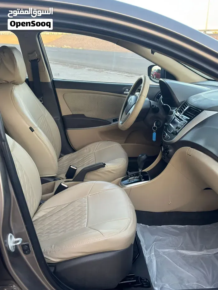 Hyundai Accent 2014 photo 4