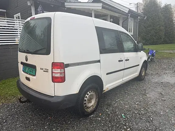 Volkswagen Caddy 2012 photo 2