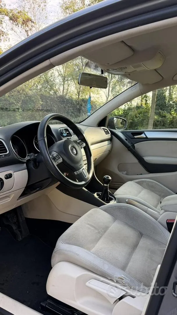 Volkswagen Golf 2012 photo 5