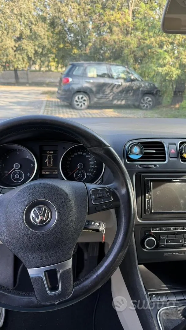 Volkswagen Golf 2012 photo 4