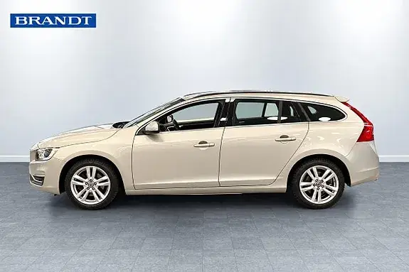 Volvo V60 2015 photo 3