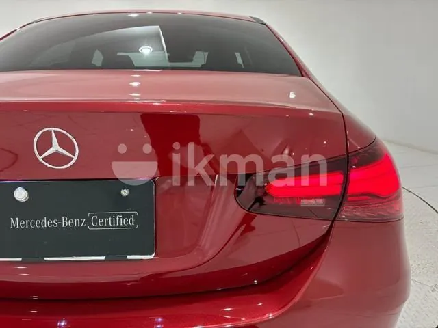 Mercedes-Benz A180 2025 photo 4