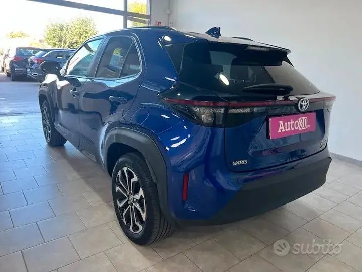 Toyota Yaris Cross 2023 photo 2