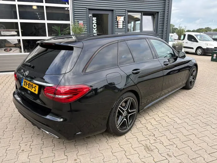 Mercedes-Benz C-Class 2019 photo 2