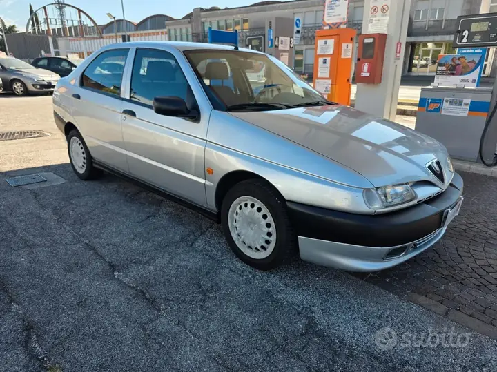 Alfa Romeo 146