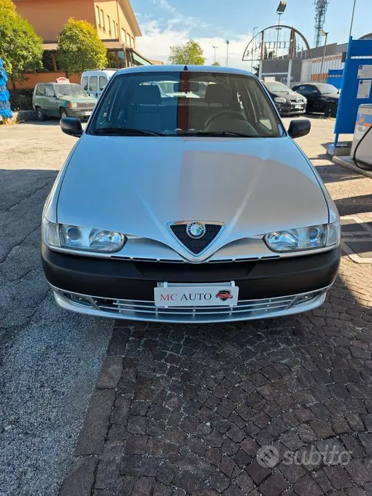 Alfa Romeo 146 1998 photo 5