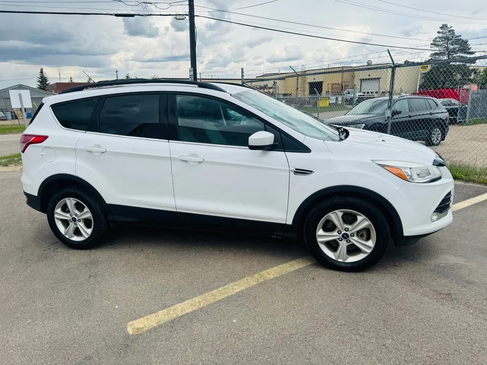 Ford Escape 2016 photo 4