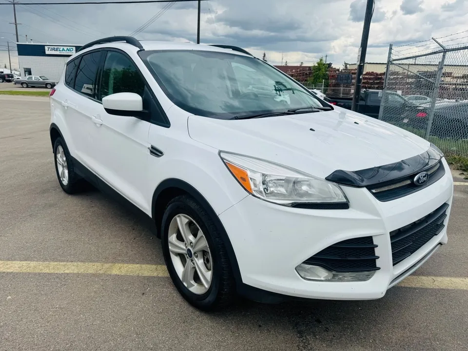 Ford Escape 2016 photo 3