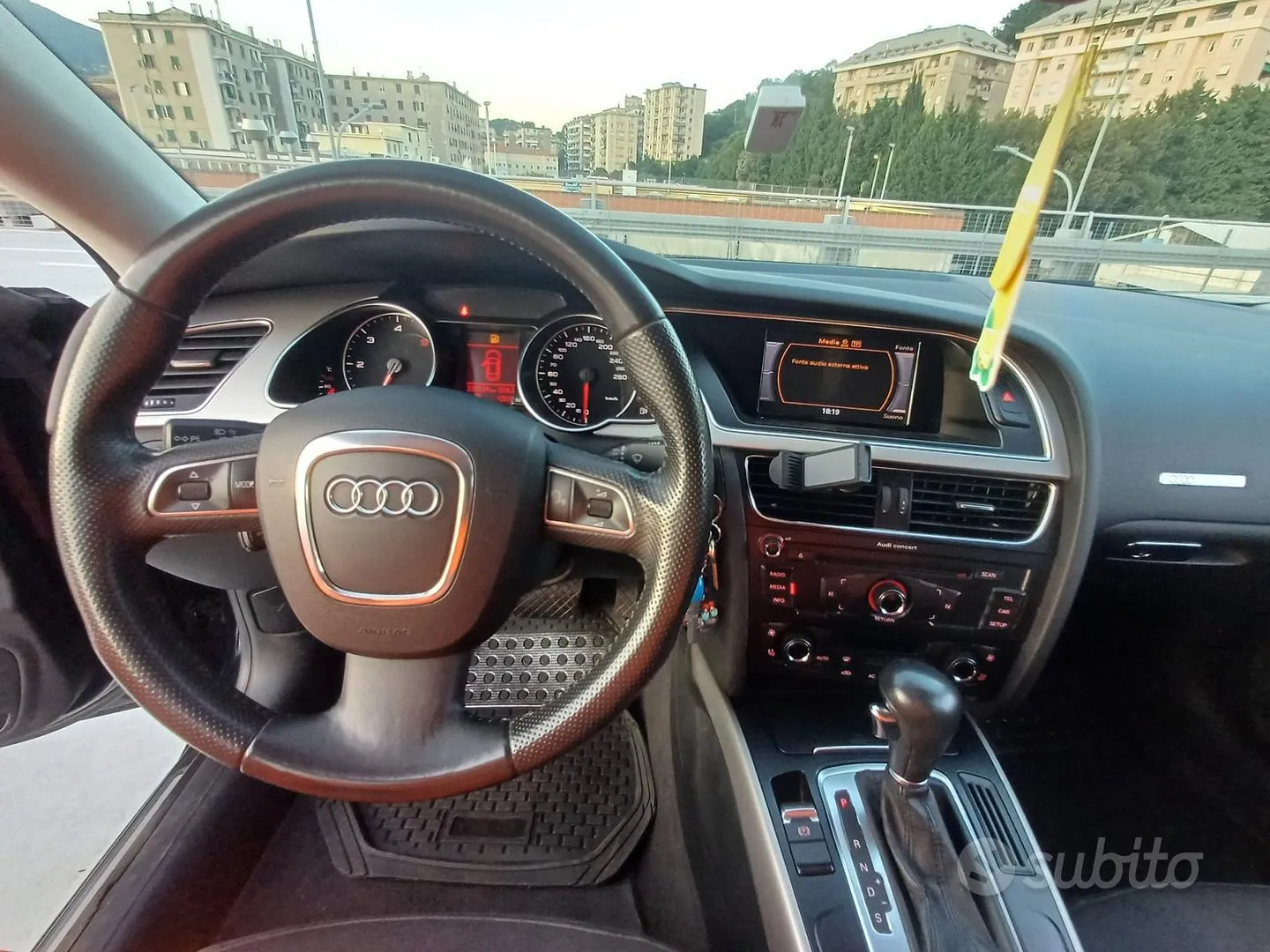 Audi A5 2010 photo 5