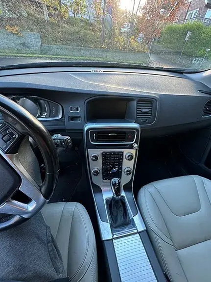 Volvo V60 2015 photo 5