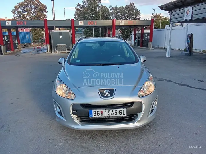 Peugeot 308 2011 photo 2