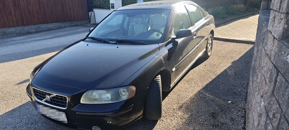 Volvo S60 2005 photo 2