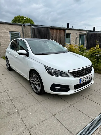 Peugeot 308 2018 photo 2