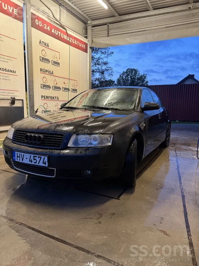 Audi A4 2001 photo 4
