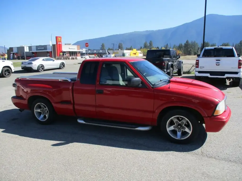 GMC Sonoma 2003 photo 4