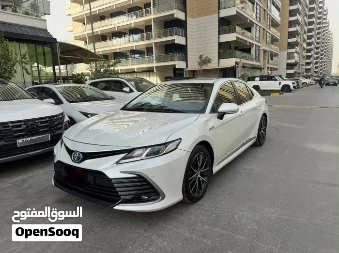 Toyota Camry 2023 photo 4