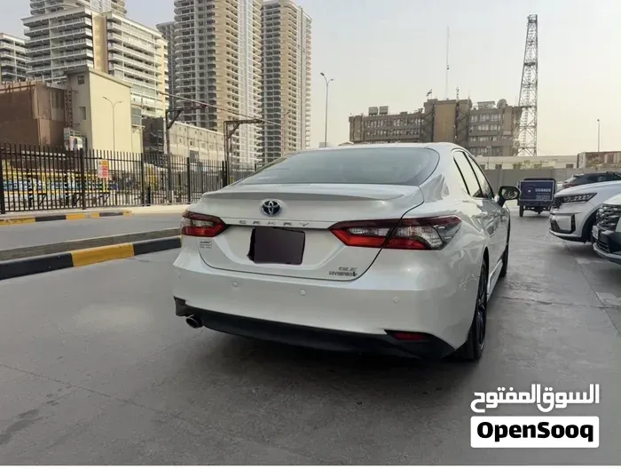 Toyota Camry 2023 photo 2