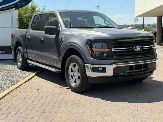 Ford F-150 2025 photo 2