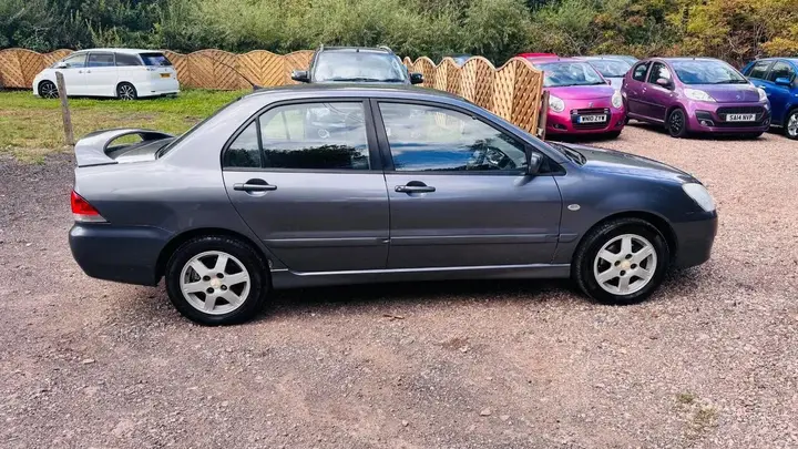Mitsubishi Lancer 2006 photo 4