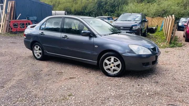 Mitsubishi Lancer 2006 photo 2