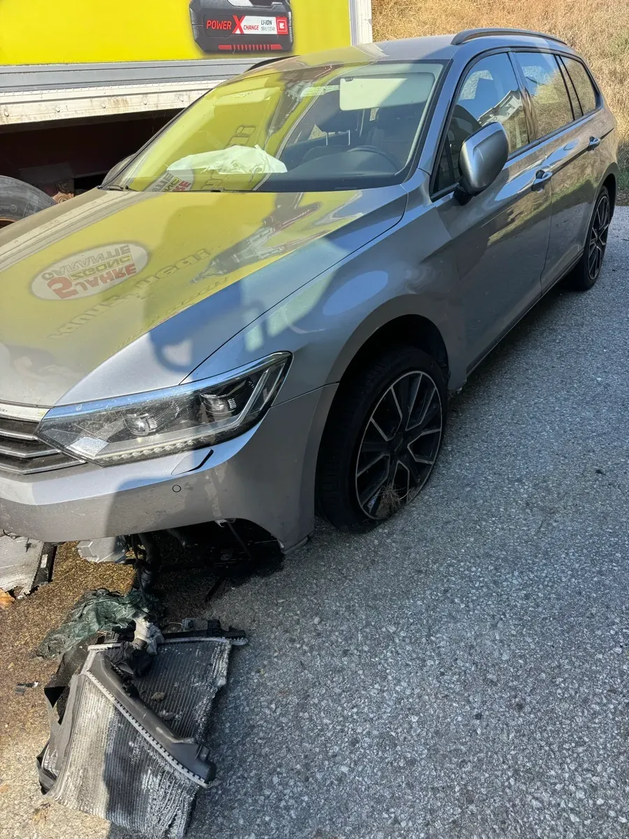 Volkswagen Passat 2018 photo 2