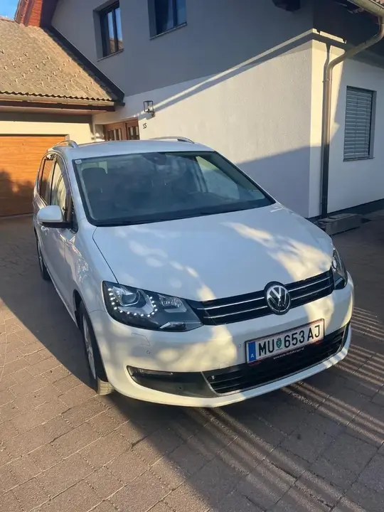 Volkswagen Sharan 2016 photo 2