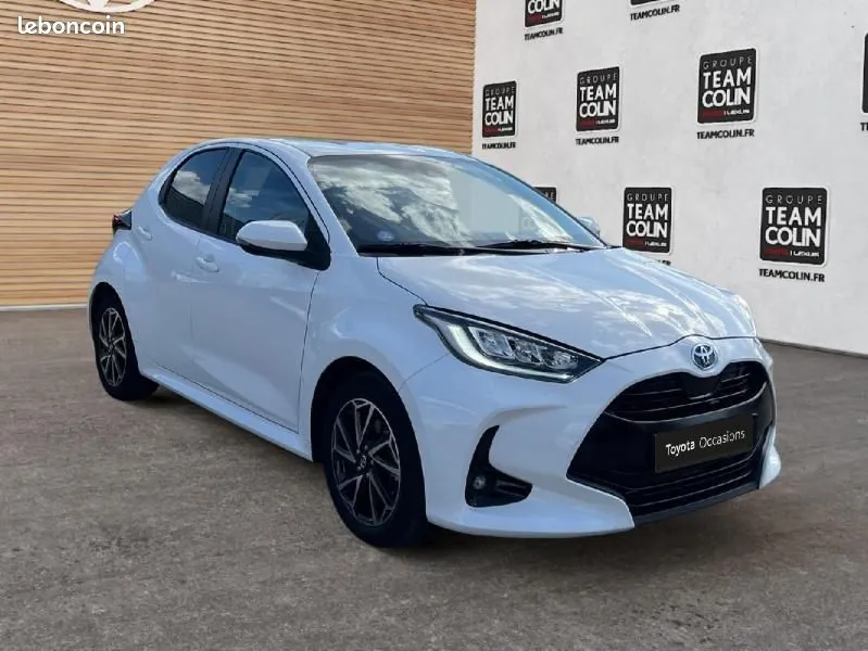 Toyota Yaris 2024 photo 4