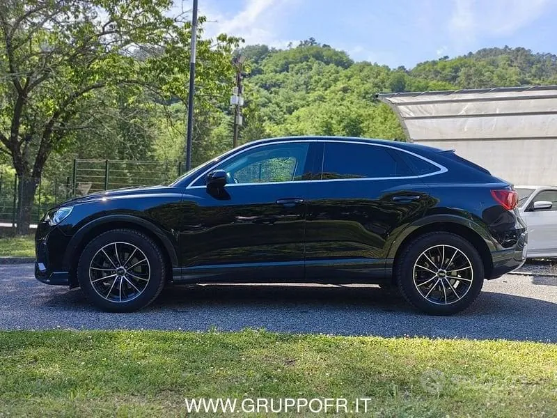 Audi Q3 2021 photo 4