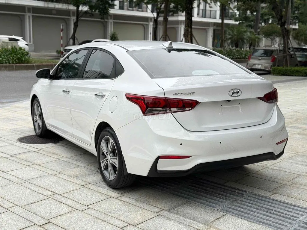 Hyundai Accent 2020 photo 4