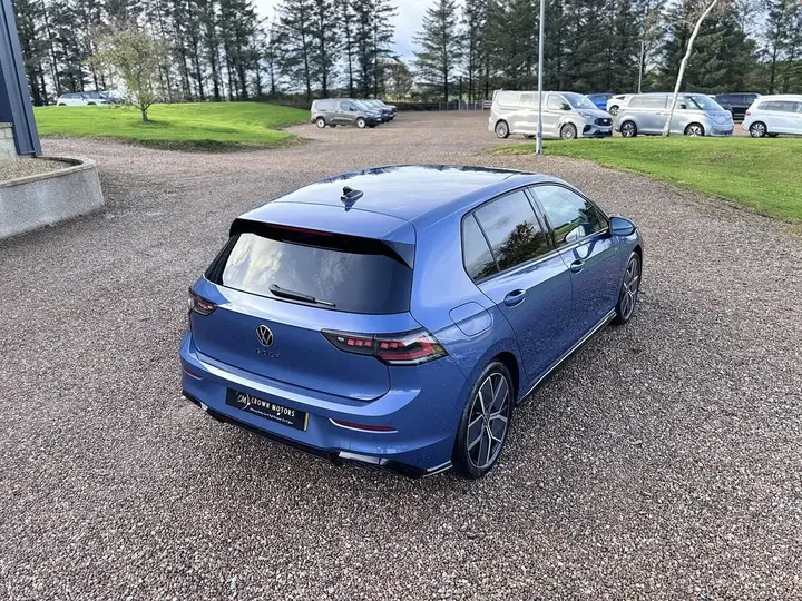 Volkswagen Golf 2026 photo 5