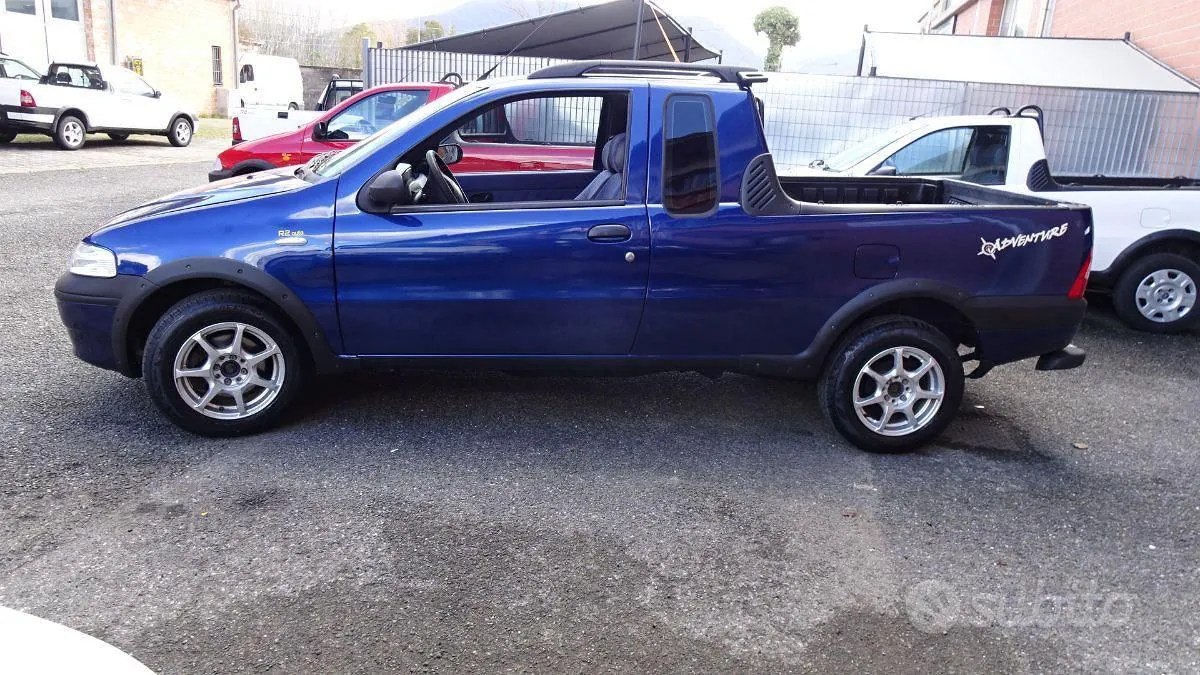 Fiat Strada Fiorino Pick-Up 2006 photo 2