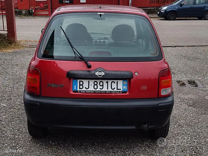 Nissan Micra 2000 photo 3