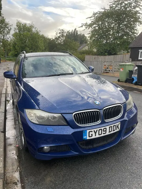 BMW 3 Series 2009 photo 4