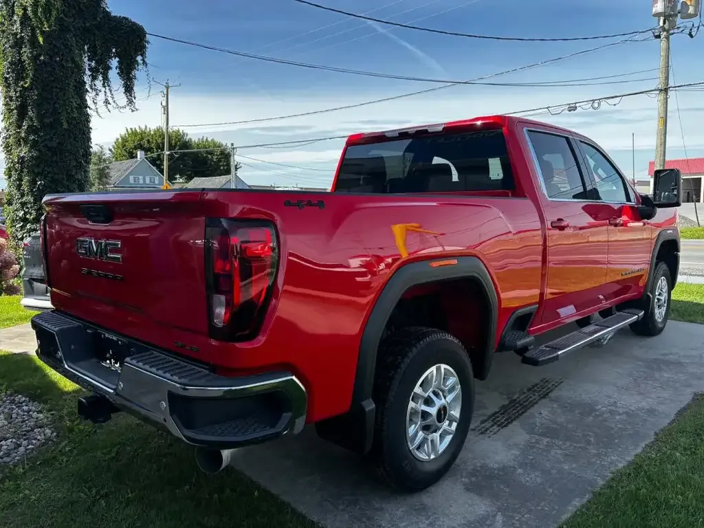 GMC Sierra 2500Hd 2026 photo 2