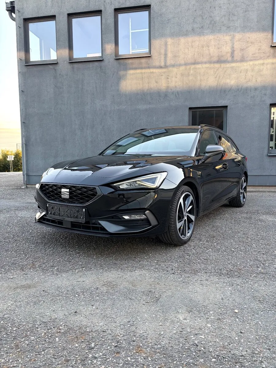 Seat Leon 2021 photo 2