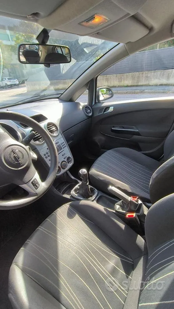 Opel Corsa 2008 photo 3