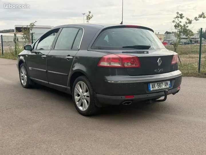 Renault Vel Satis 2010 photo 3