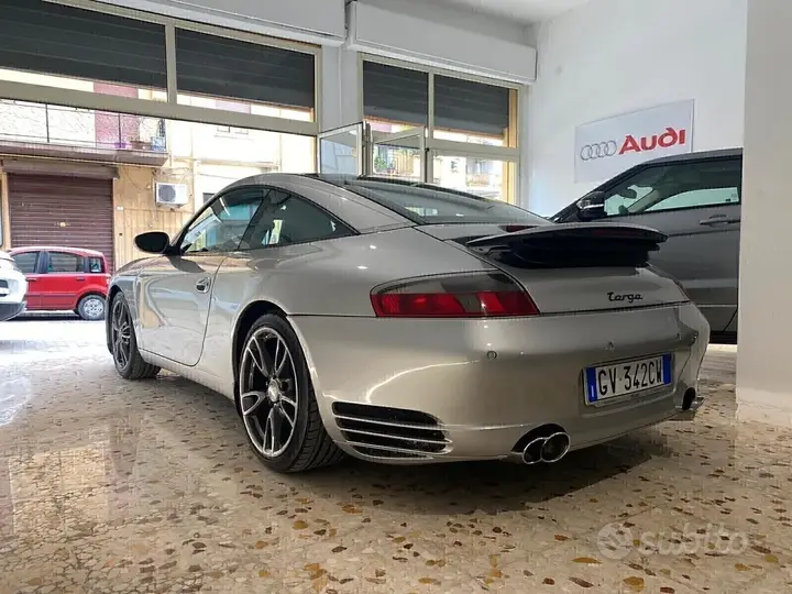 Porsche 911 2002 photo 5