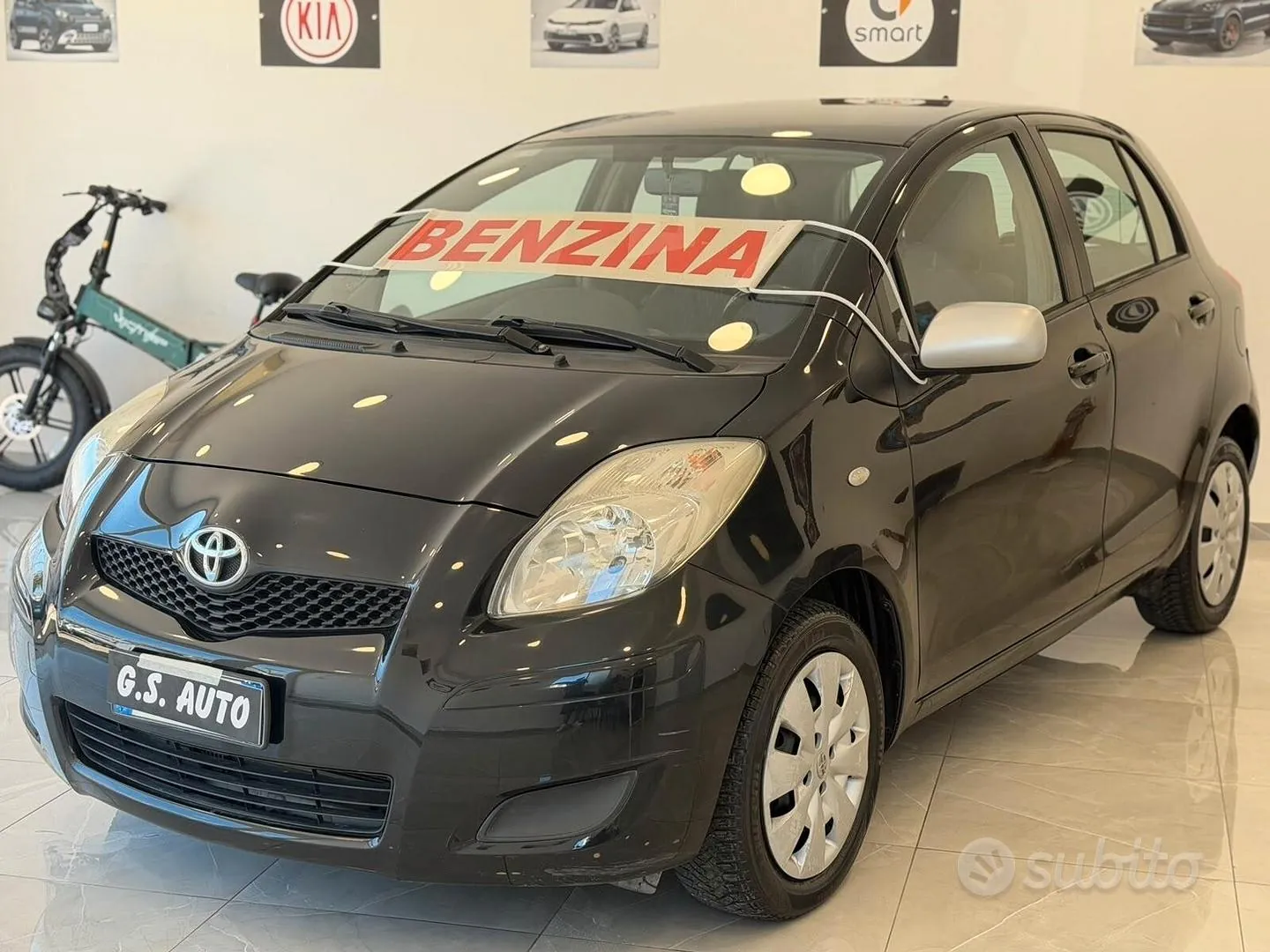 Toyota Yaris 2010 photo 2