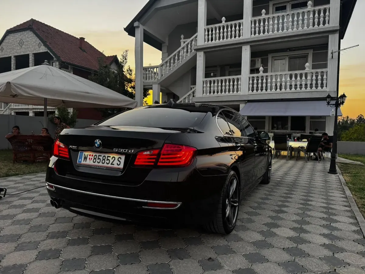 BMW 5 Series 2015 photo 3