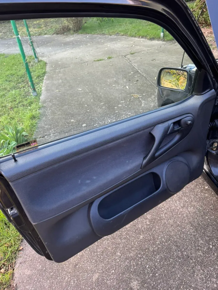 Volkswagen Polo 1997 photo 3