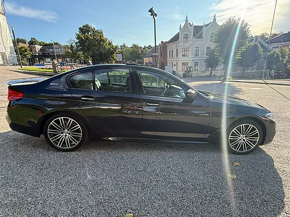 BMW 530E 2018 photo 4