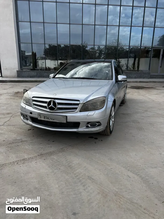 Mercedes-Benz C-Class 2010 photo 3