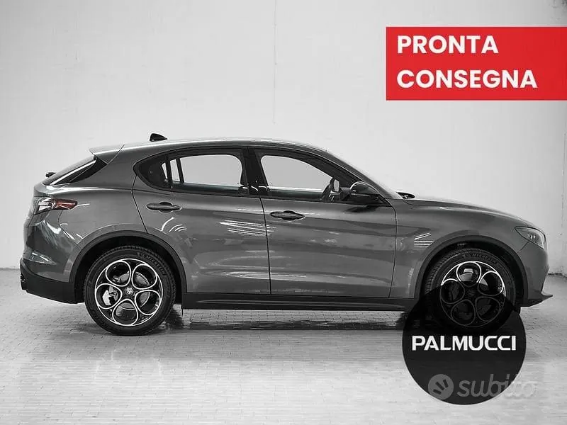 Alfa Romeo Stelvio 2025 photo 4